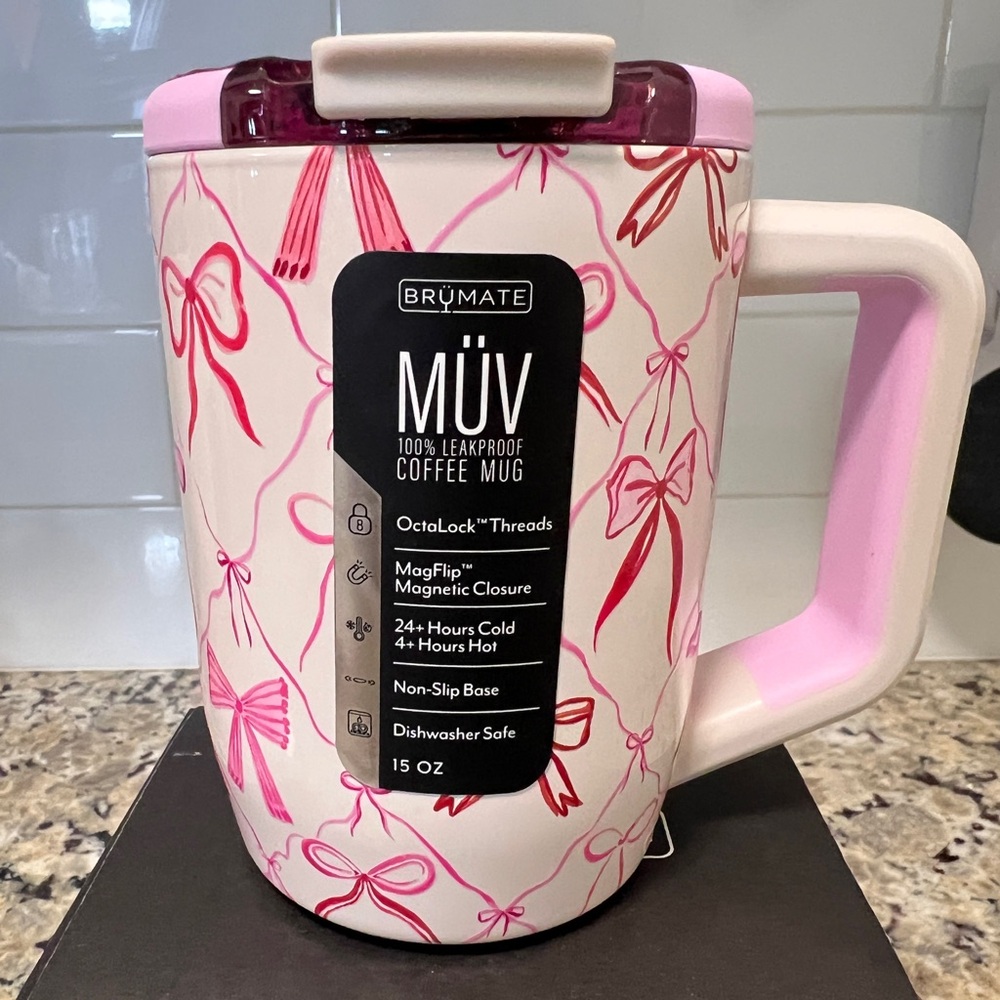 NIB Brumate Muv 15oz in Bows